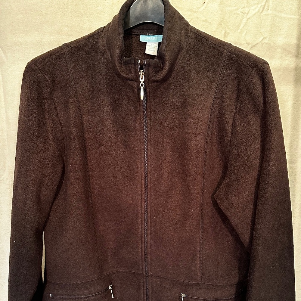 Dark Brown Jennifer Moore  soft fleece jacket. (Petite M)